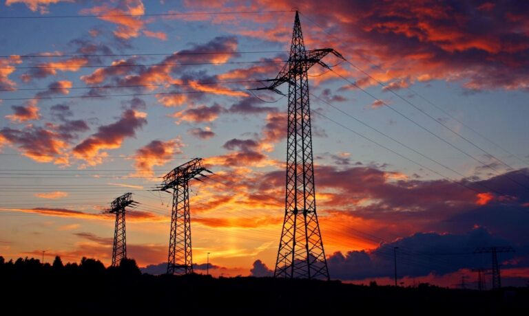 ahorrar en la factura de la luz